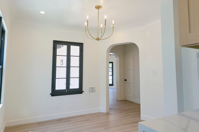 Building Photo - 2503 20th St