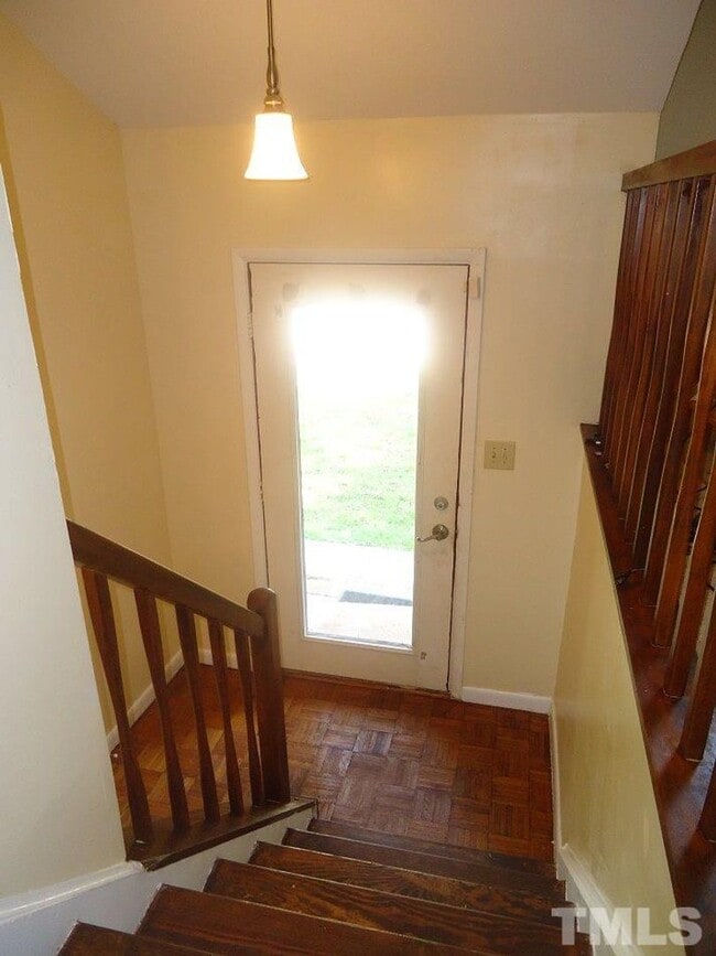 Building Photo - 110 Charolais Trail