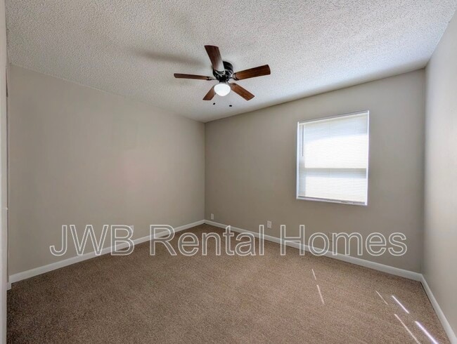 Building Photo - 5739 Bree Rd