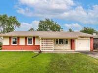 Building Photo - 769 Penrith Ave