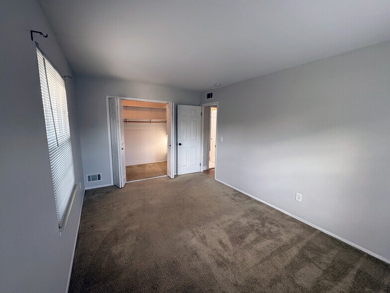 Primary Bedroom - 2649 Fenwick Ct