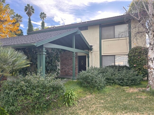 Building Photo - 6145 Port Au Prince Cir