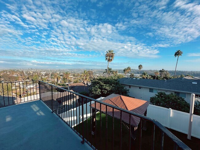 Building Photo - Multi-Generational 5-Bedroom, 4 Bath Home ...