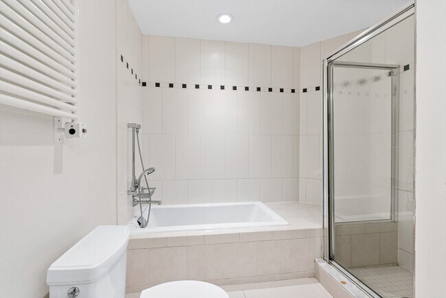 Building Photo - 25 Channel Center St