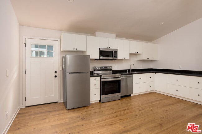 Building Photo - 126 Franklin Ct