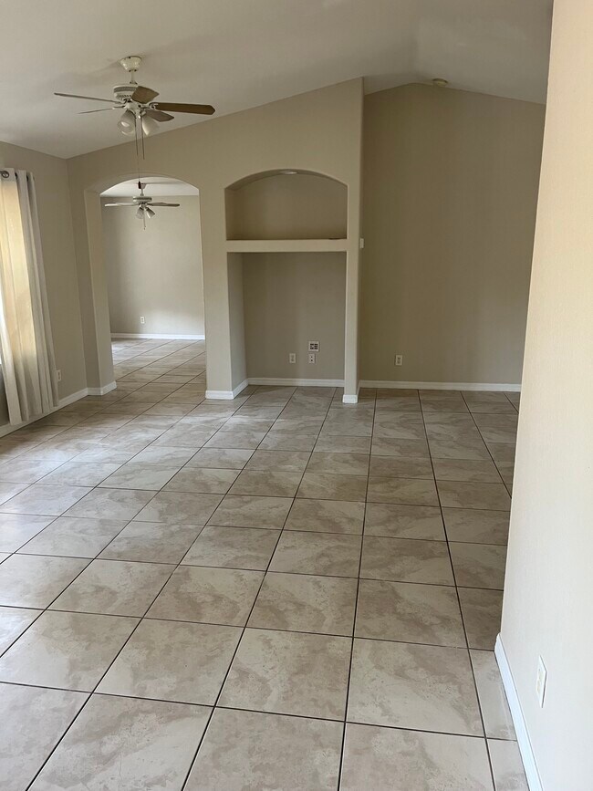 Building Photo - 1534 Mincey Terrace