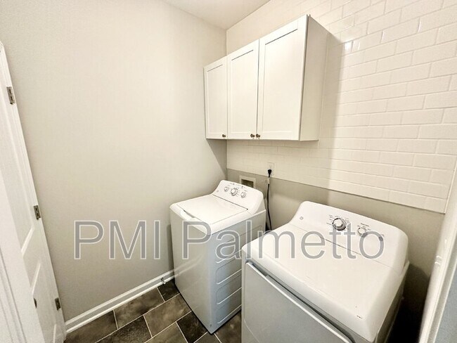 Building Photo - 146 Plum Orchard Dr