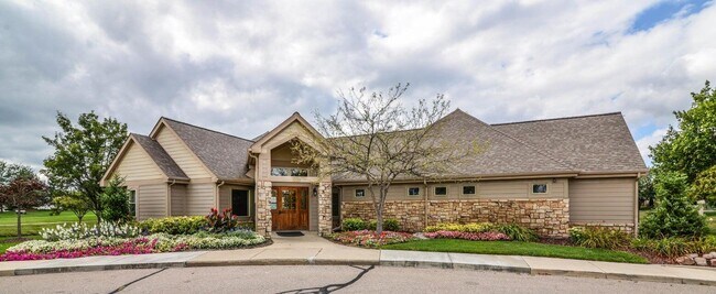 Building Photo - 1550 Oakfield Dr