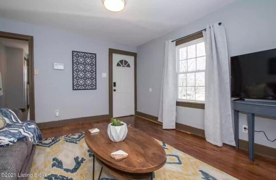 Building Photo - 2514 S 4th St