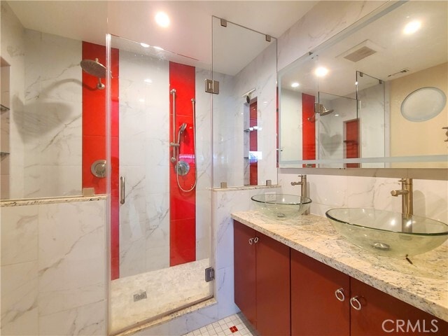 Building Photo - 109 E Hilton Ave