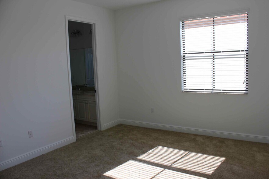 Building Photo - 3396 Northwest 83rd Way