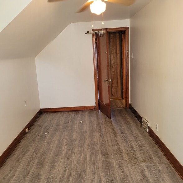 Building Photo - 3567 Chapin Ave