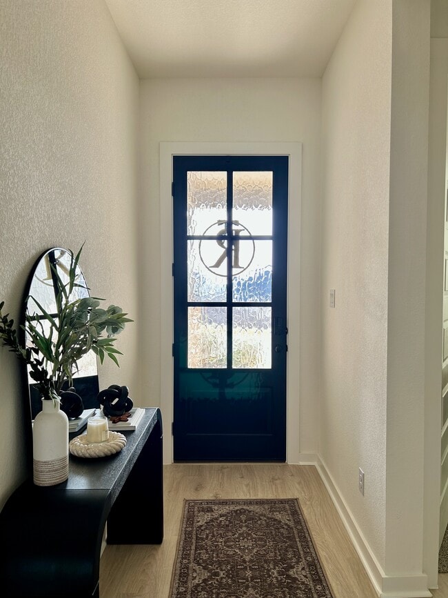 Building Photo - 2113 Western Vw Dr