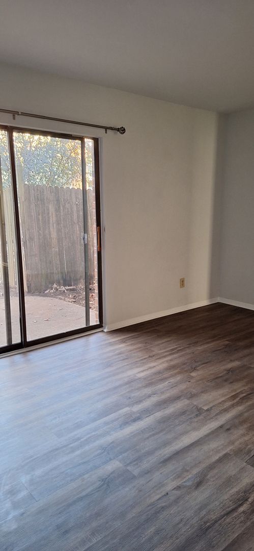 Building Photo - 2 Bedroom Town Home Style, beautiful tree-lined property off Western Blvd in Raleigh.