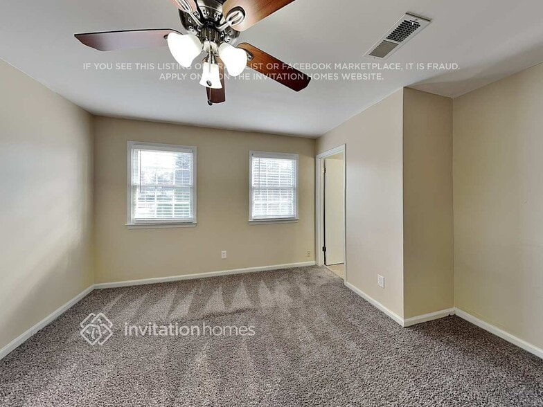 Building Photo - 2550 Raintree Way NE