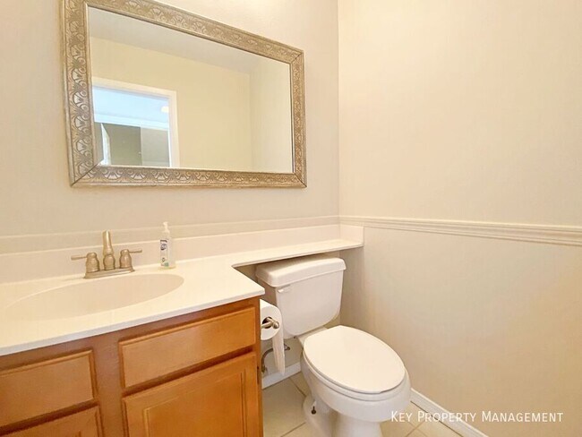 Building Photo - 50 Tidwell Ln