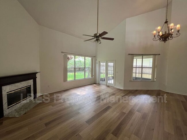 Building Photo - 1605 Slash Pine Pl
