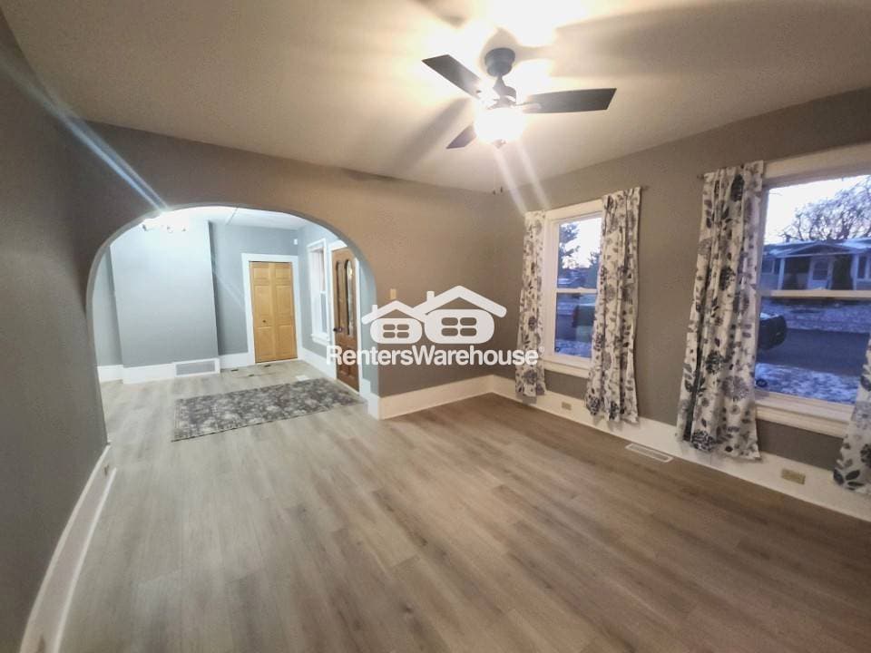 Building Photo - 1426 Douglas St