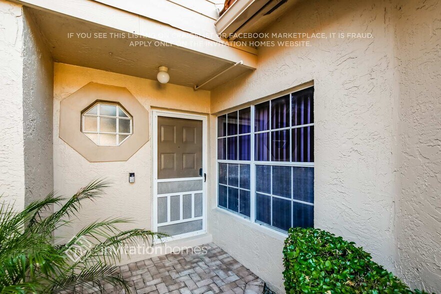 Building Photo - 10808 Cypress Glen Dr
