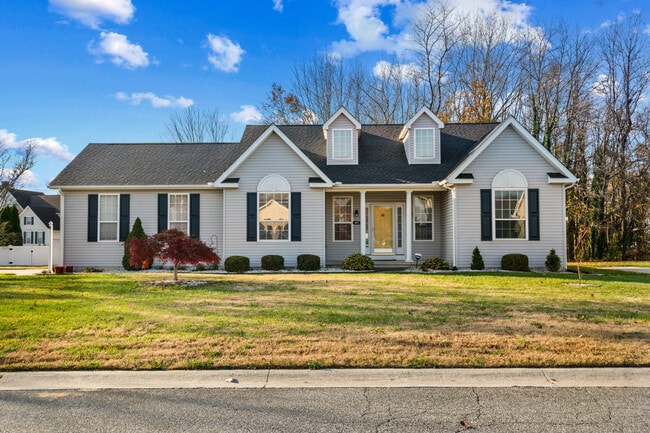 Primary Photo - 49 Humphreys Dr