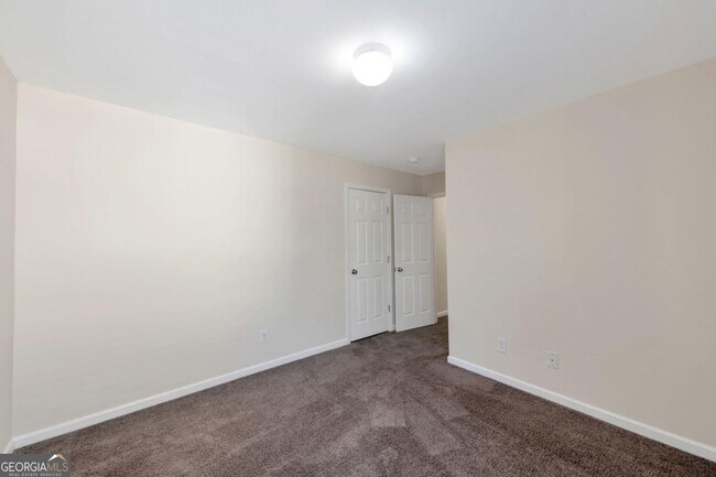 Building Photo - 1928 Stanton Rd