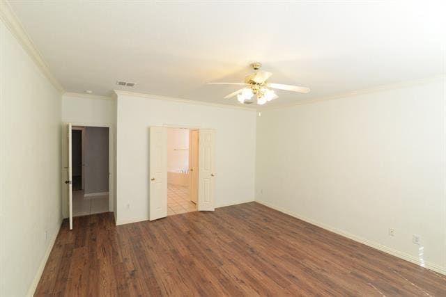 Building Photo - 9605 Pinehurst Dr