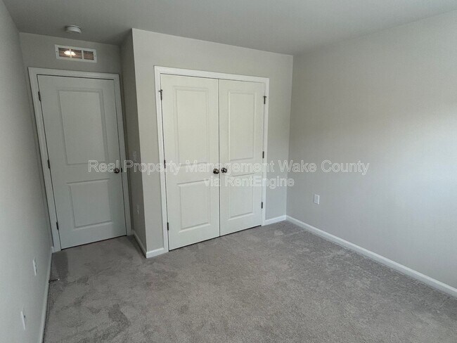 Building Photo - 1605 Emory Rdg Wy