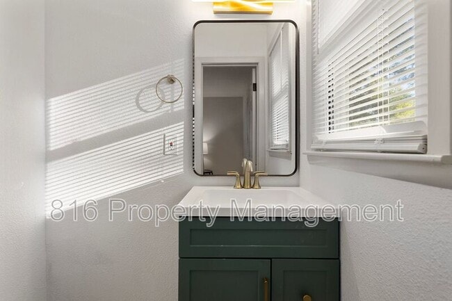 Building Photo - 12516 13th St