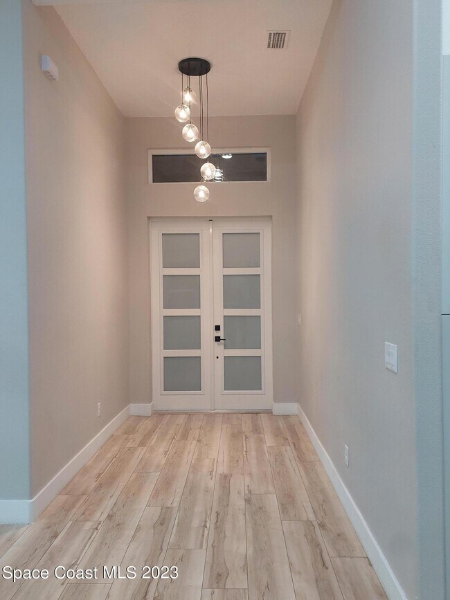 Building Photo - 971 Granata Ave