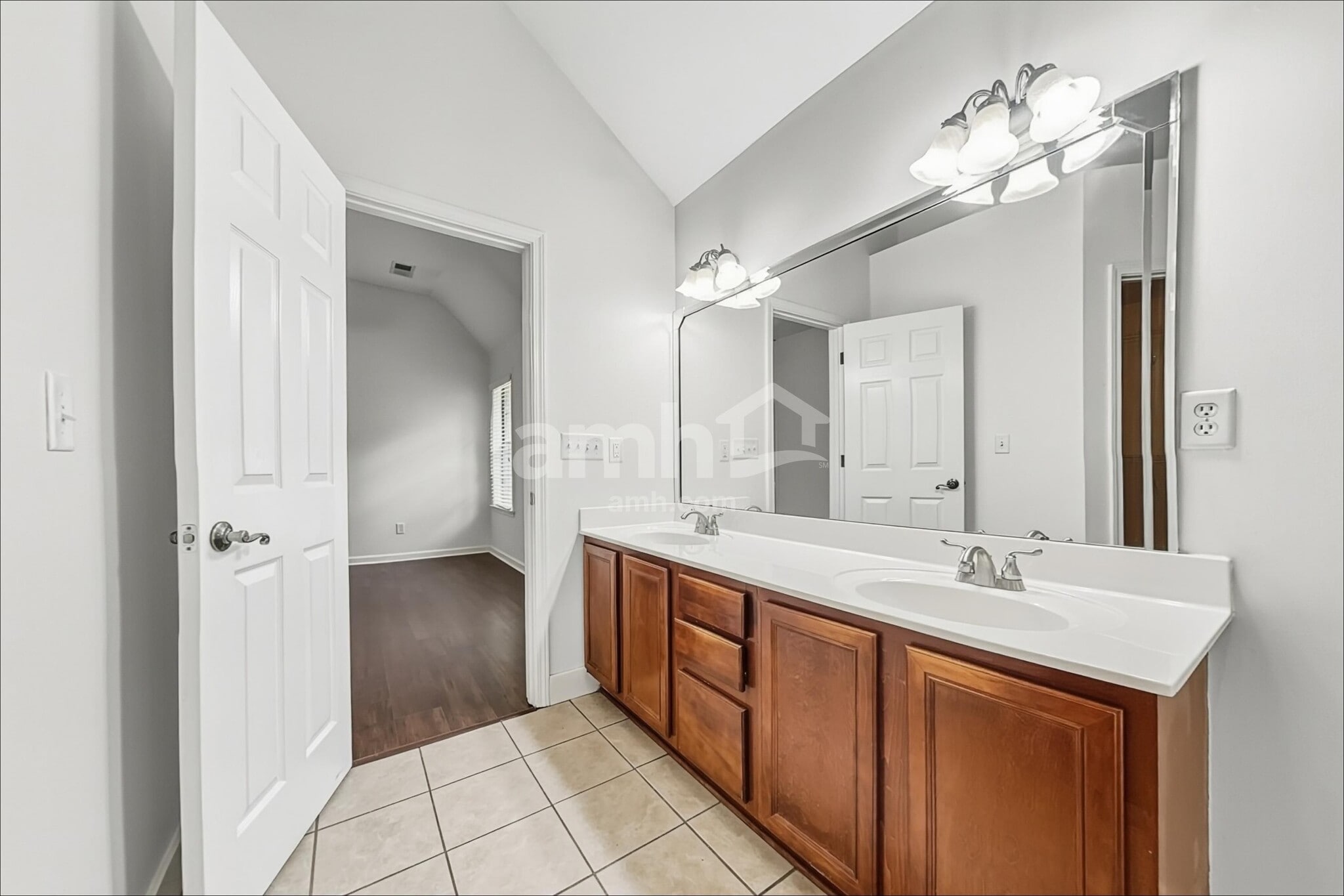 Building Photo - 1679 Farkleberry Dr