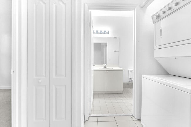 Building Photo - 7200 NW 177th St