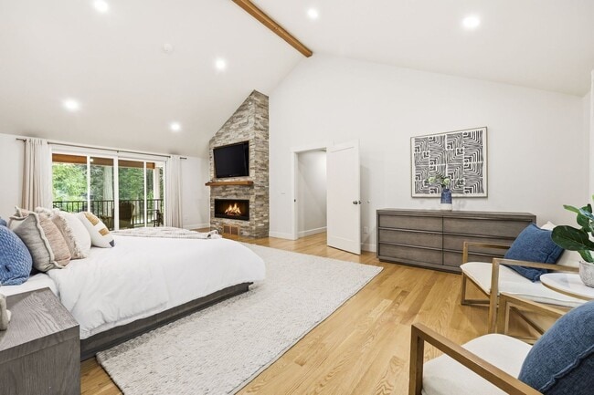 Building Photo - Luxury Acreage Estate in Hollywood Hill | Woodinville Retreat with Modern Upgrades