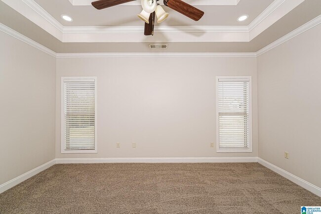 Building Photo - 244 Willow View Cir