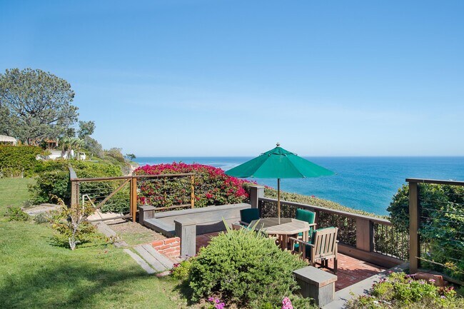 Primary Photo - 29008 Cliffside Dr