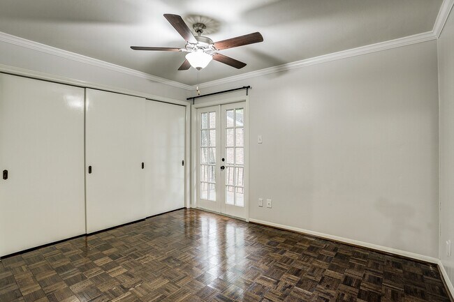 Building Photo - 15010 Kimberley Ct