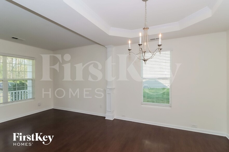 Building Photo - 114 Emperors Trl