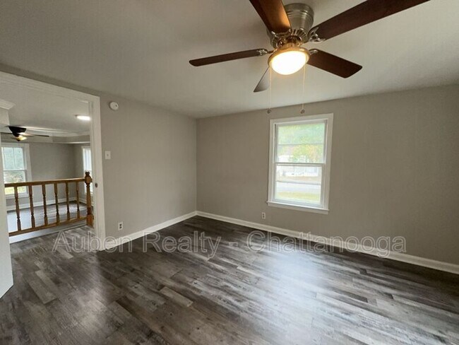 Building Photo - 52 Wilburger St