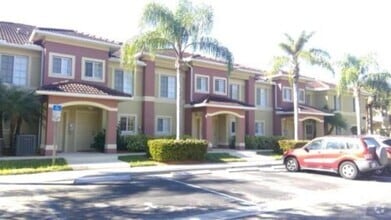 Building Photo - 12000 Rain Brook Ave