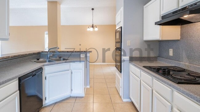 Building Photo - 4315 Lakebend W Dr