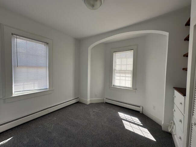 Building Photo - 138 New York Ave