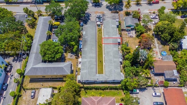 Building Photo - 2215 Jackson St