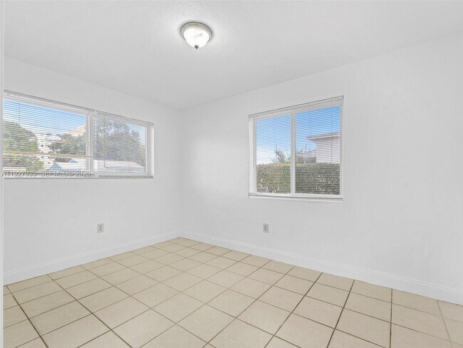 Building Photo - 1460 NW 52nd St