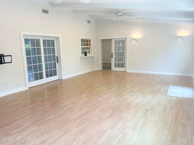 Building Photo - 108 Abalone Ln E