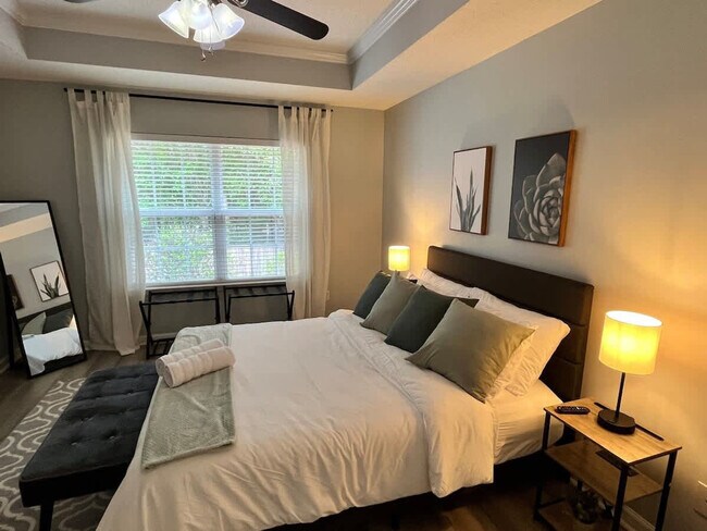 Building Photo - 182 Aquinnah Dr