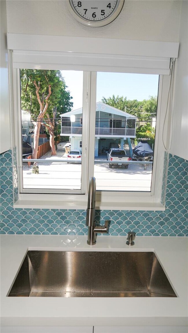 Building Photo - 45 Gumbo Limbo Ave