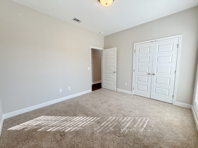 Building Photo - 312 Old Rockdale