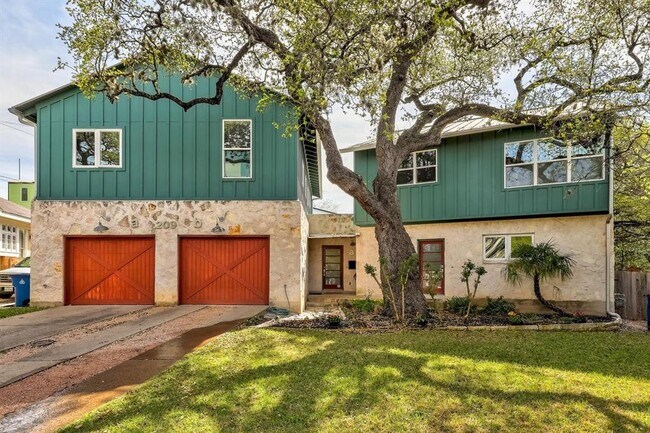 Primary Photo - 209 Park Ln