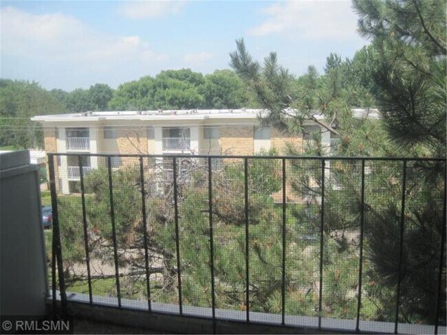 Building Photo - 4110 Rahn Rd