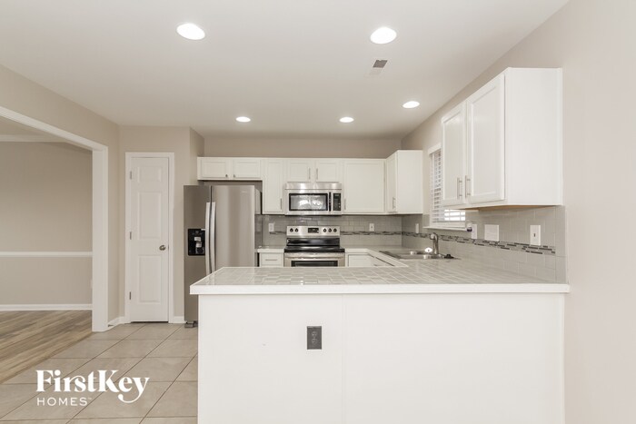 Building Photo - 2800 Black Walnut Ln