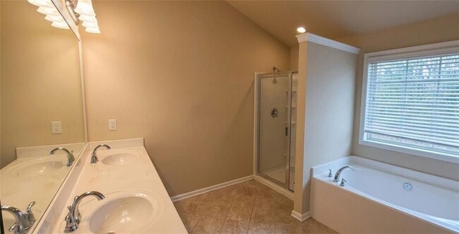 Building Photo - 29 Privet Cir